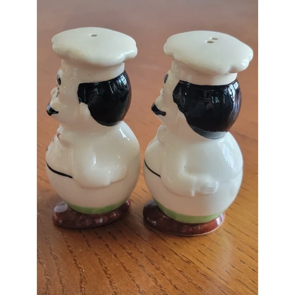 Vintage Chef Salt and Pepper Shakers Set Ceramic Kitchen Decor White Black Red